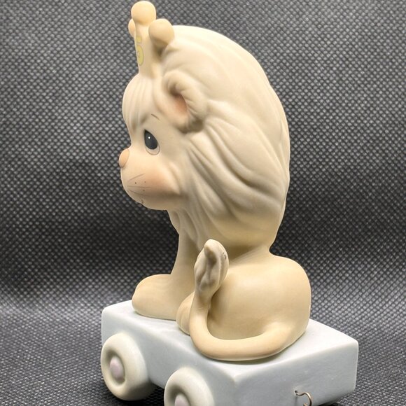 Vintage Precious Moments Birthday Train Series Lion Age 5 with Original Box - Picture 4 of 7